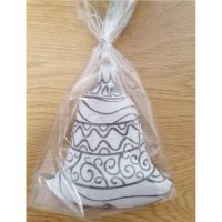 FIGURINE UMPLUTE CU FLORI DE LAVANDĂ